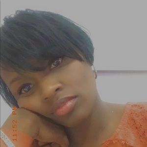 Meet your Posher, Octavia